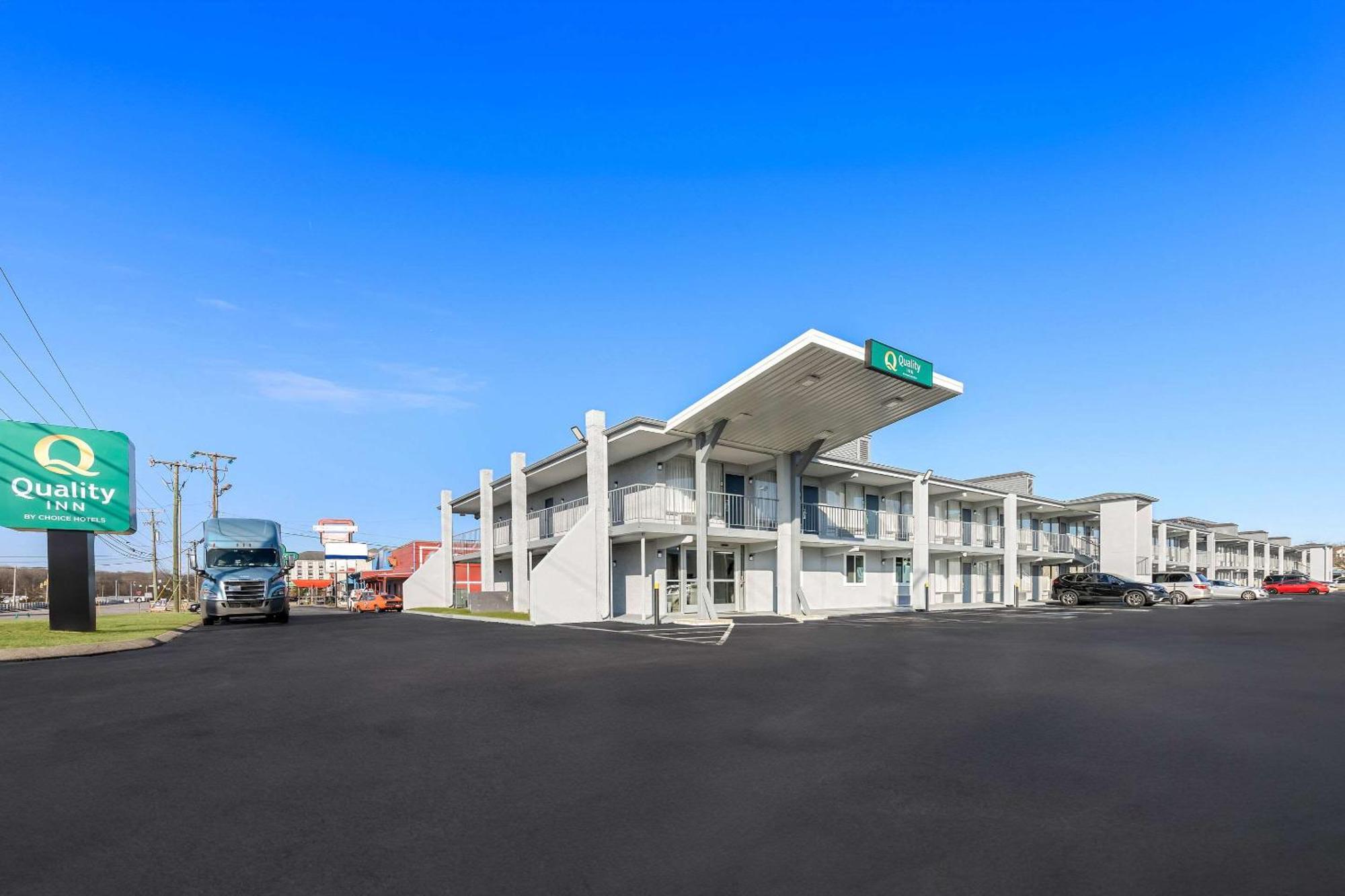 Quality Inn Nashville - Opryland Area Екстериор снимка
