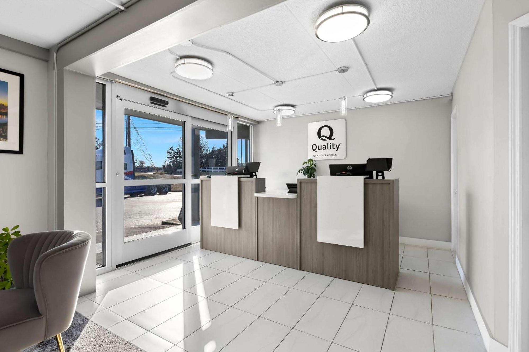 Quality Inn Nashville - Opryland Area Екстериор снимка